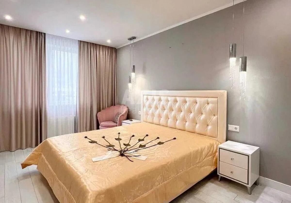 3к квартира бул. Николая Руденко 8690857