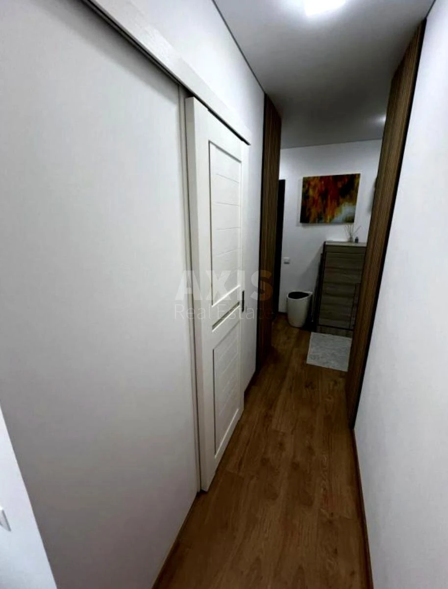 2к квартира ул. Евгения Коновальца 15, корп. 17033313