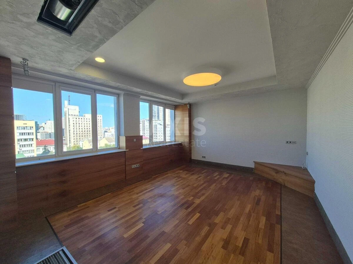 Office vul. Velyka Vasyl'kivs'ka 57/3, 623m2672333