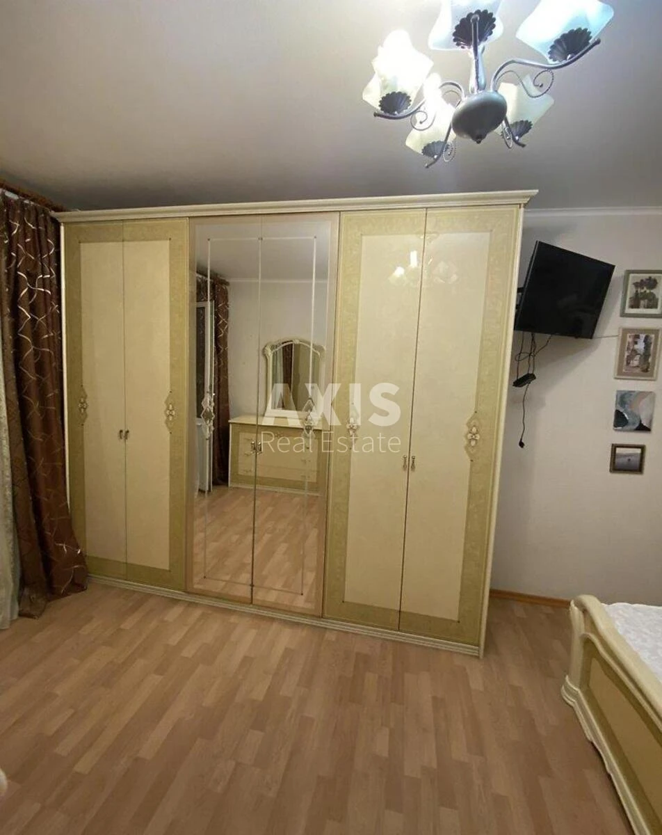 3k apartment vul. Ahmatovoi' Anny 43641567