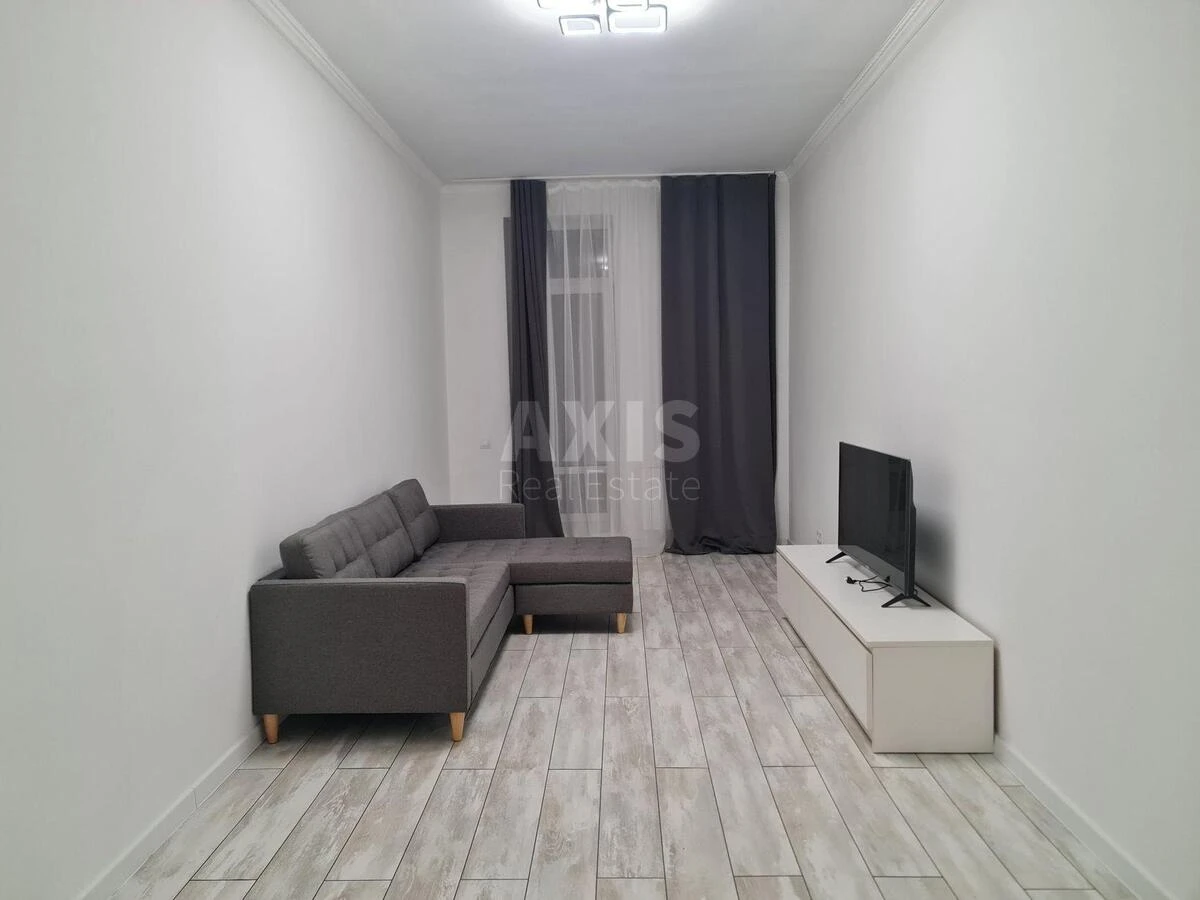 1k apartment vul. Lobanovs'kogo 21624702