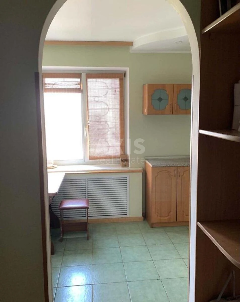 2k apartment pr-t Berestejskij 63/1696242