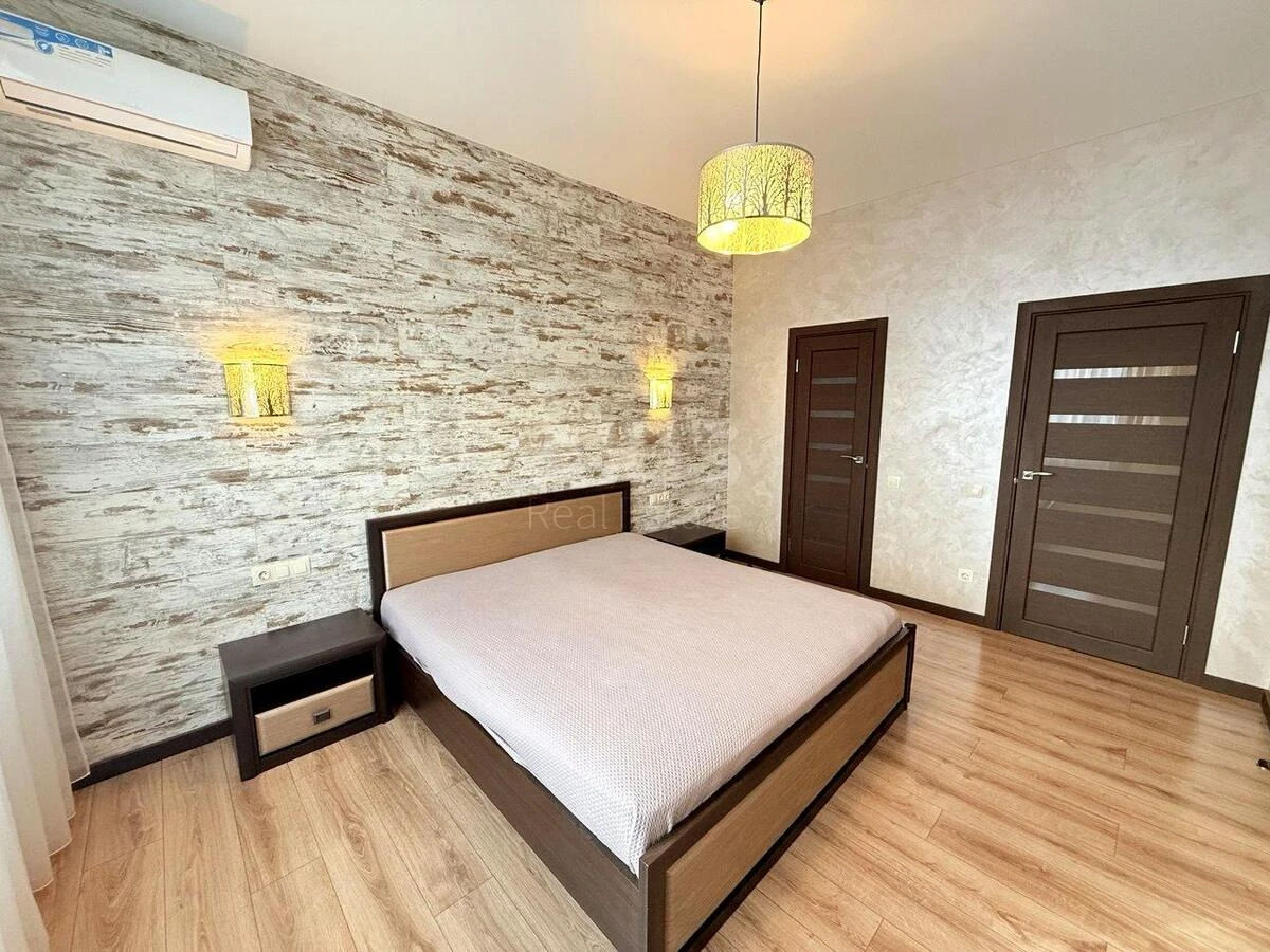 2к квартира ул. Кирилло-Мефодиевская 2681754