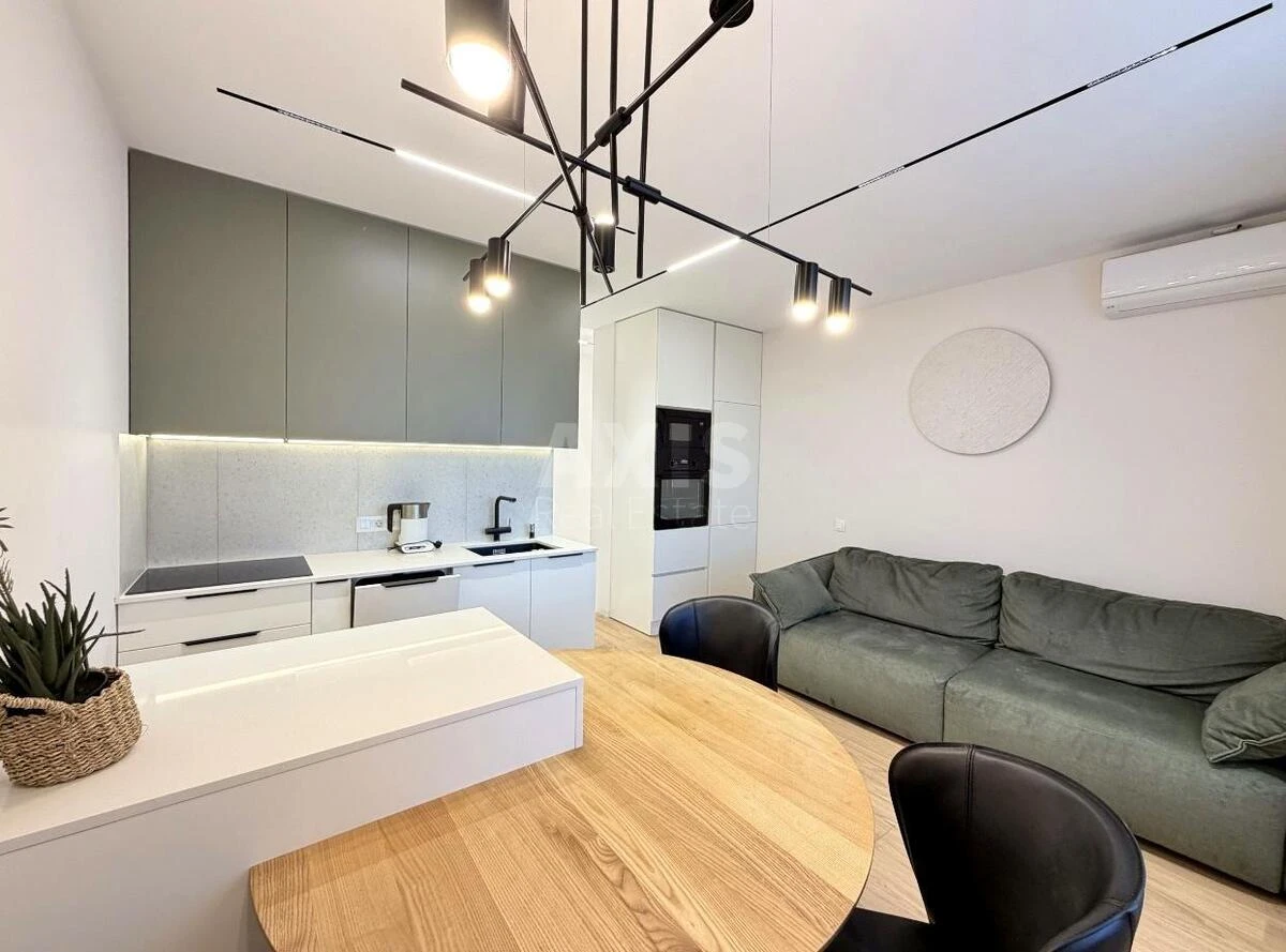 1k apartment vul. L'vivs'ka 1566530