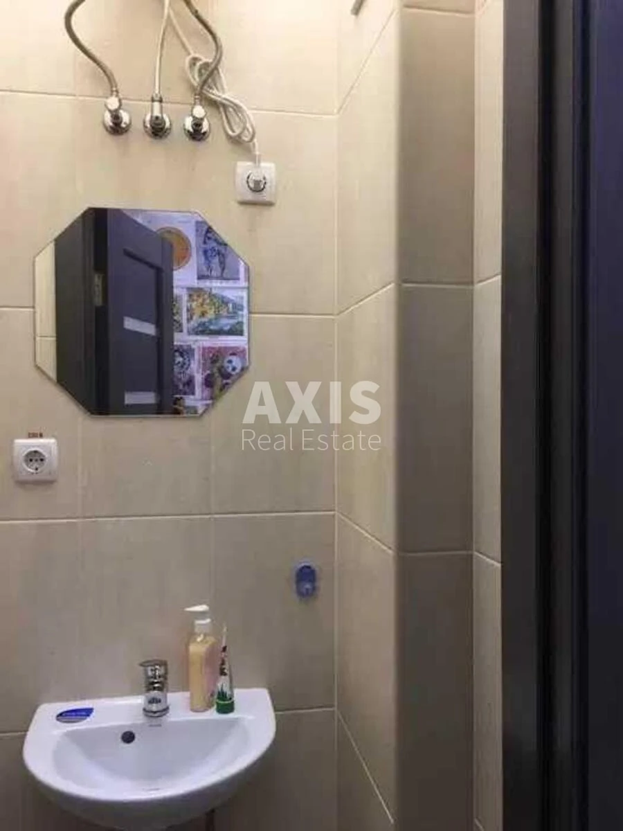 Trade object vul. Lebedjeva Mykoly 4/39, 20m2621655