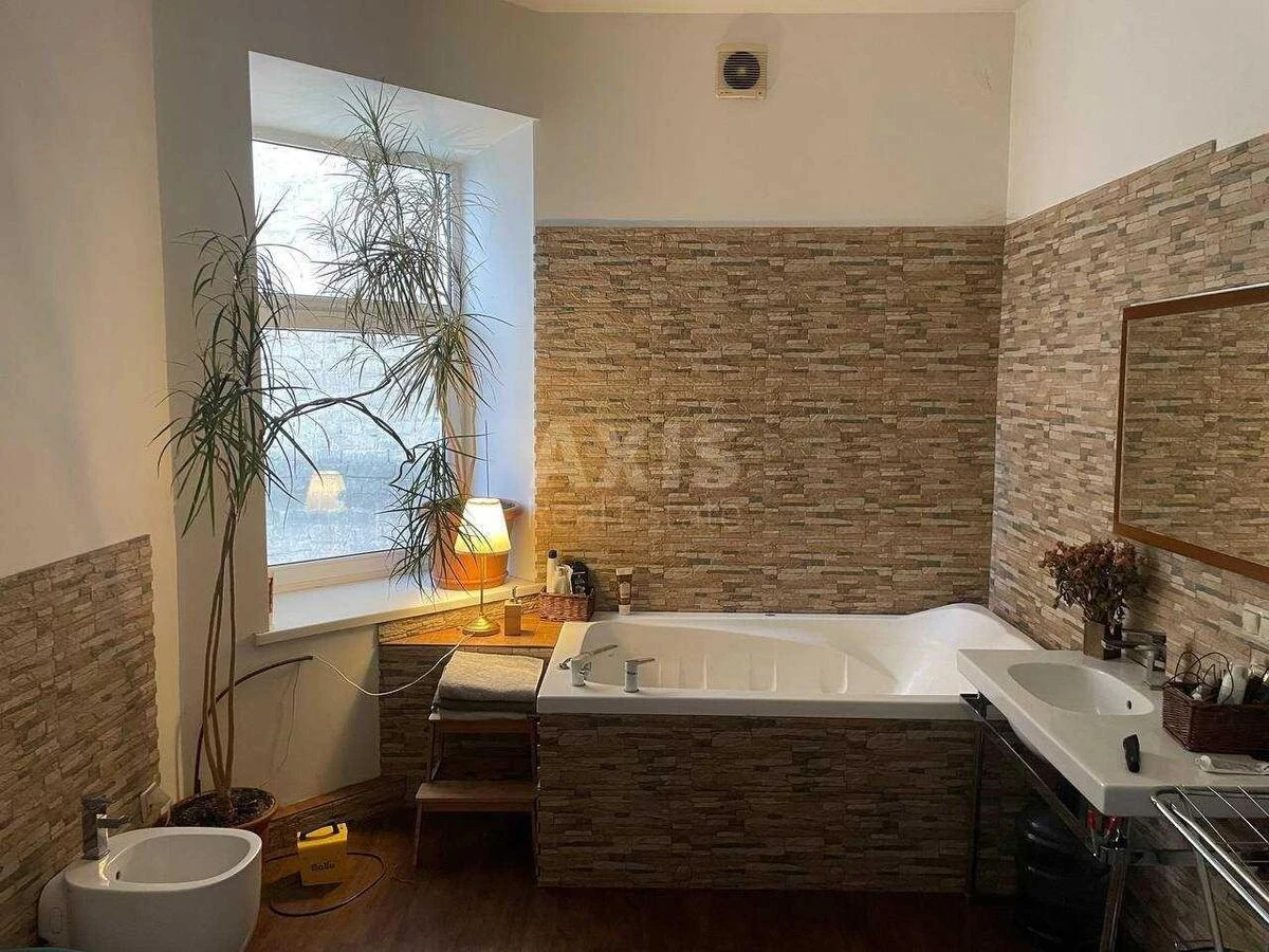 2k apartment vul. Jaroslavs'ka 106847311