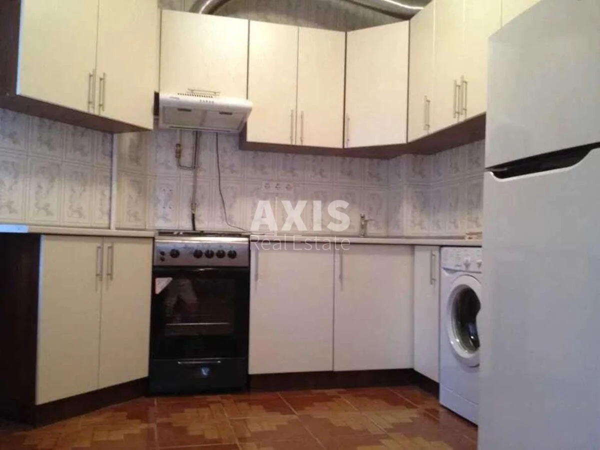 3k apartment vul. Kostjantynivs'ka 46/5258392