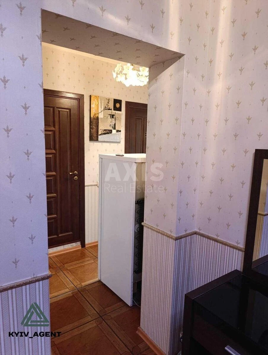 3k apartment vul. Ahmatovoi' Anny 156274110