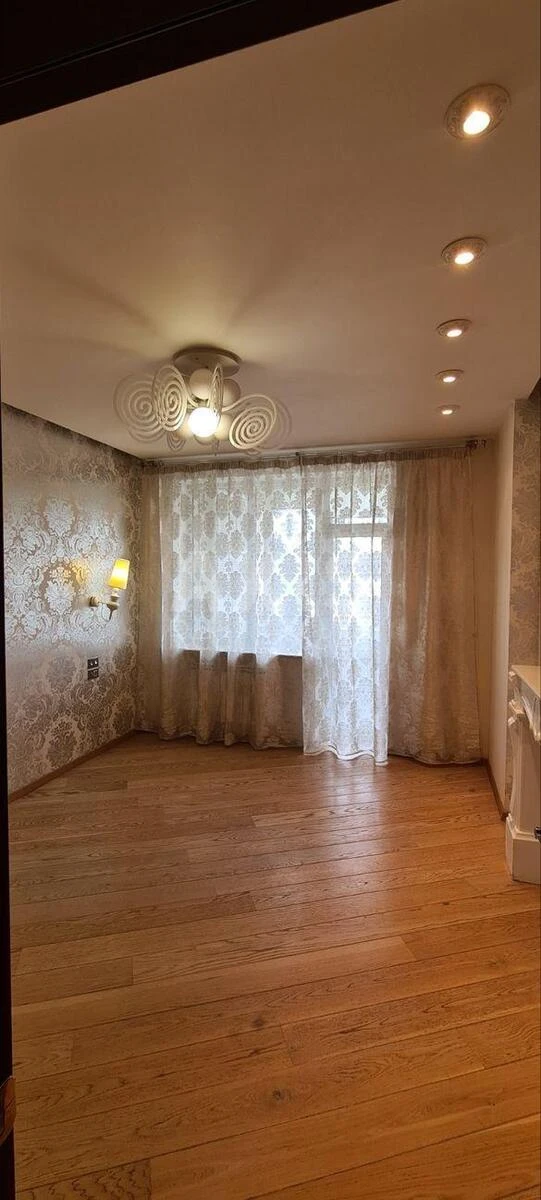 3k apartment vul. Chornovola V'jacheslava 2700203