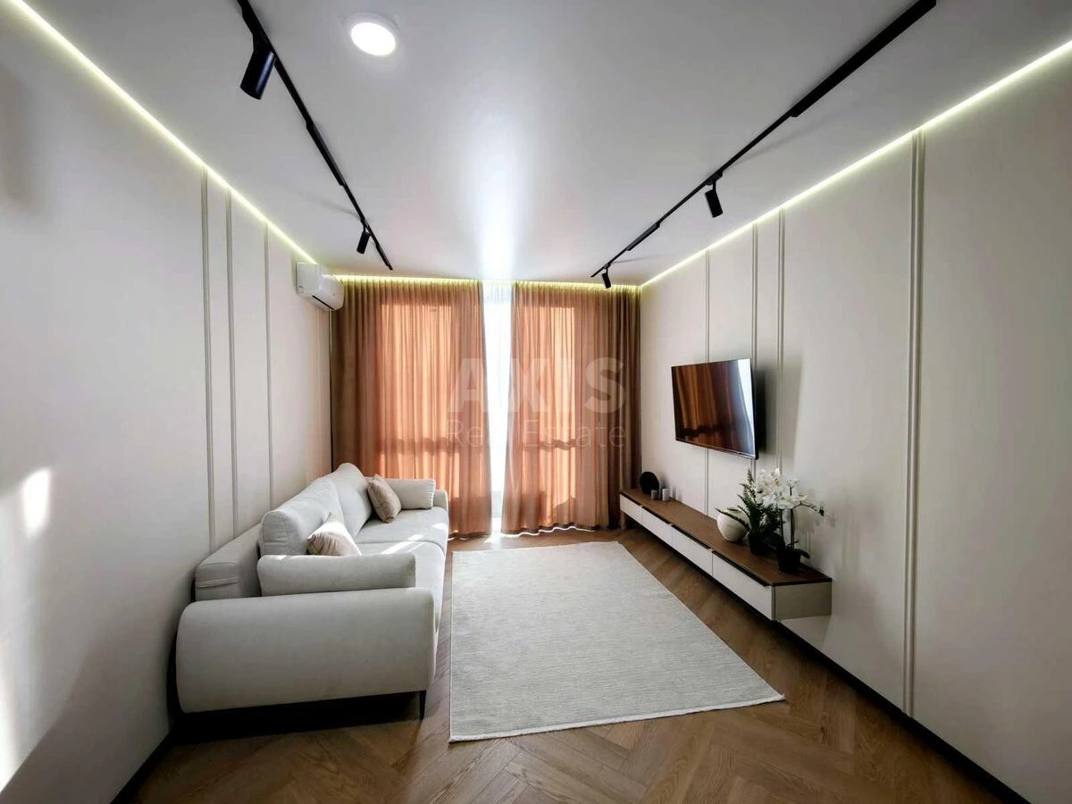 1k apartment vul. Prychal'na 10715044