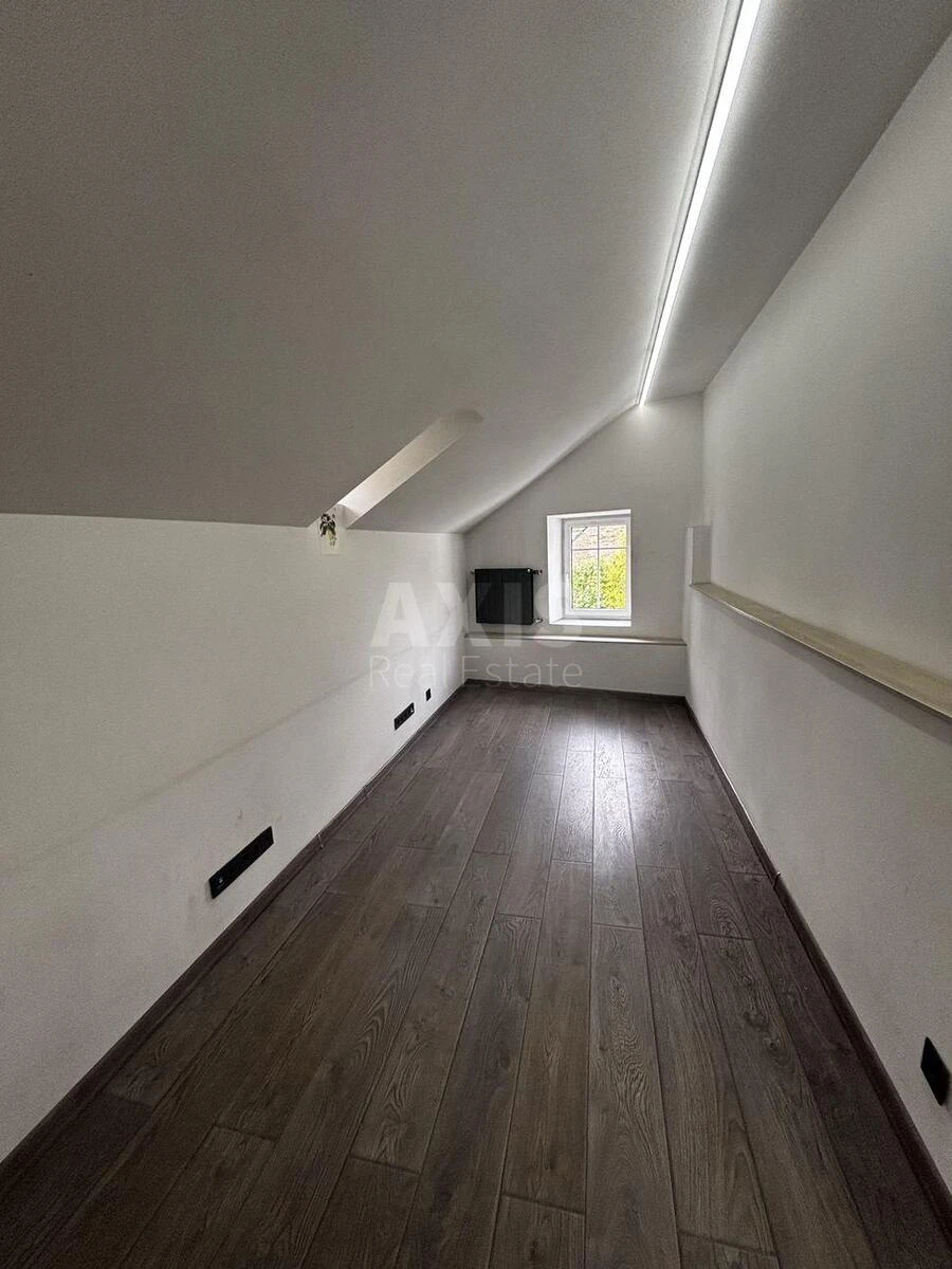 Office vul. Vozdvyzhens'ka 10А, 101m2685976