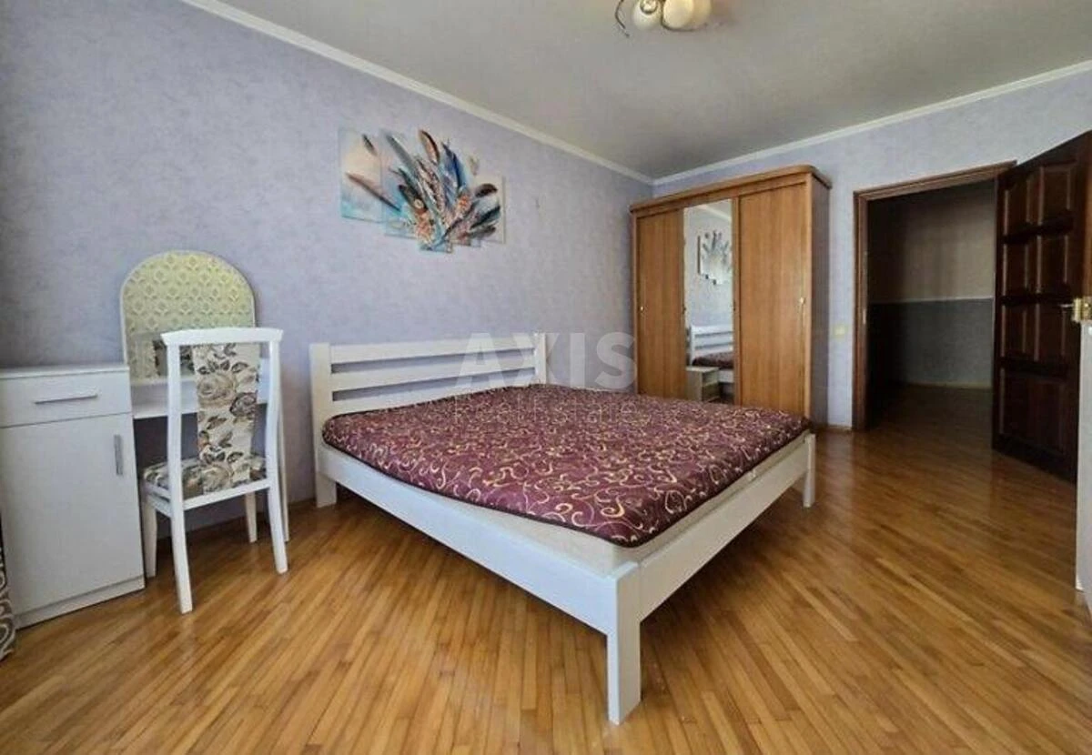 3k apartment vul. Vyshnjakivs'ka 7А670600