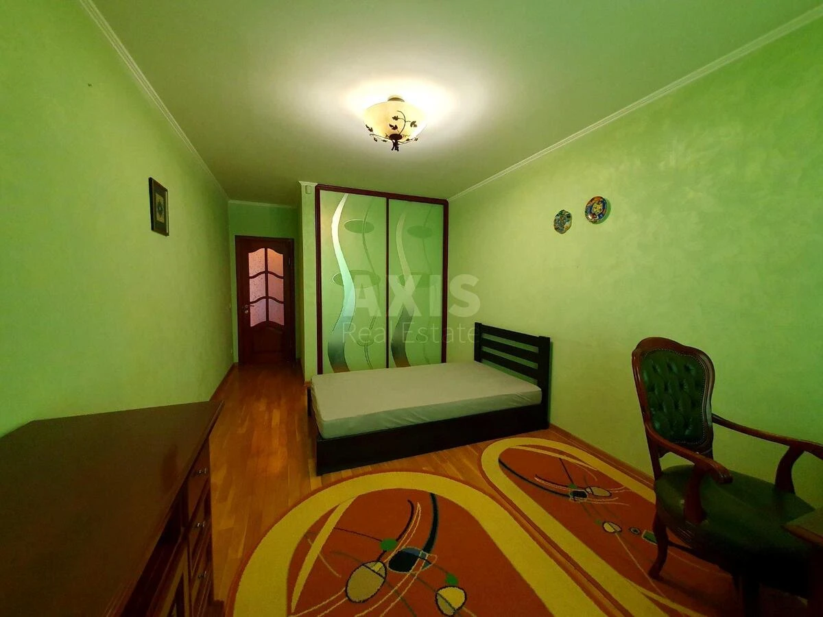 3k apartment vul. Ahmatovoi' Anny 16Б633967