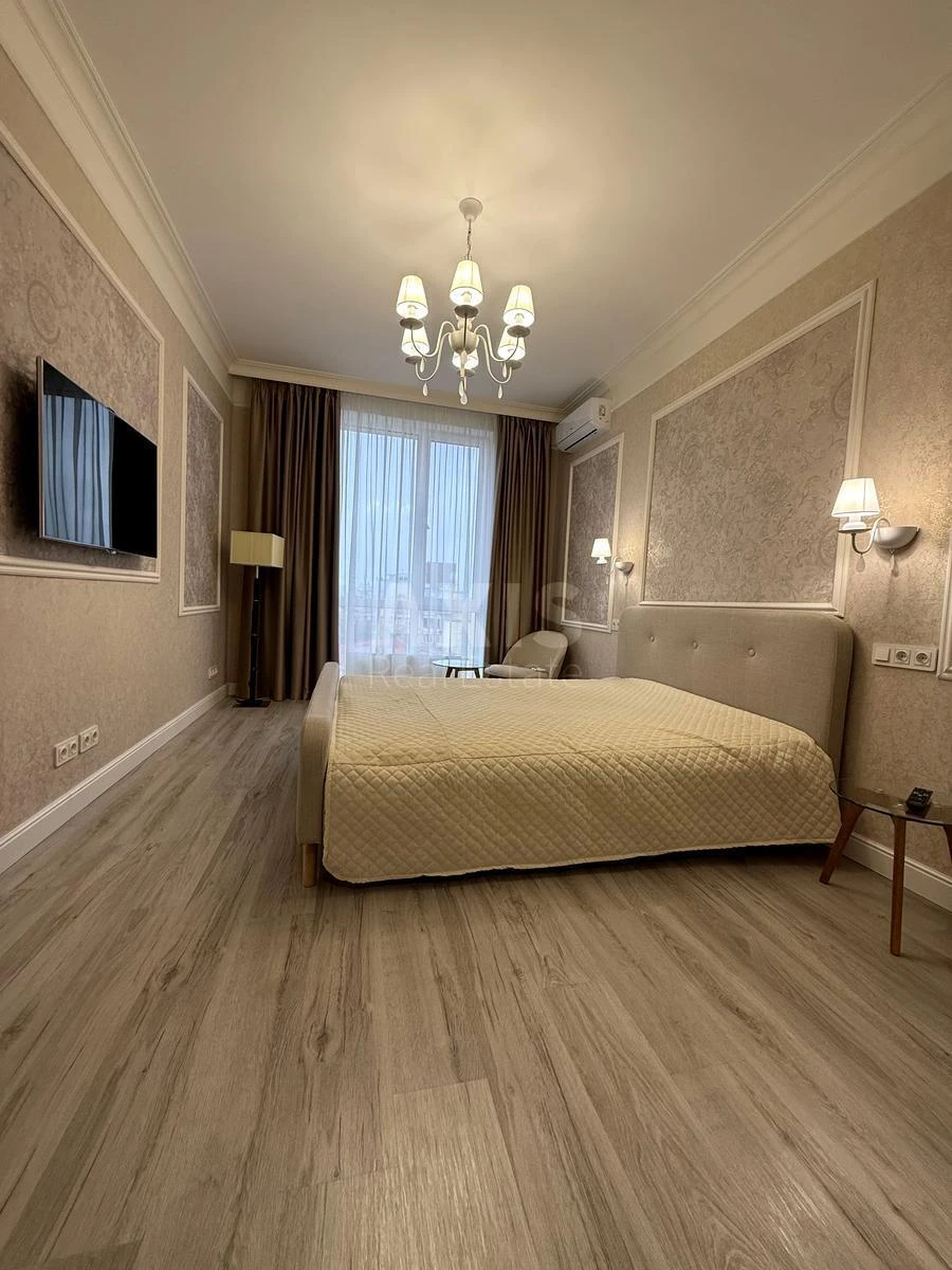 1k apartment vul. Bul'varno-Kudrjavs'ka 17638322