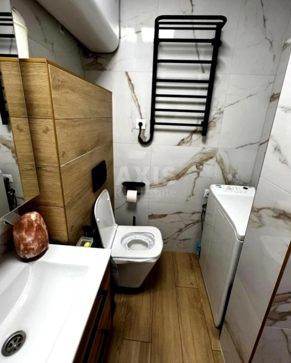 2k apartment vul. Jevgena Konoval'cja 15, корп. 17033311