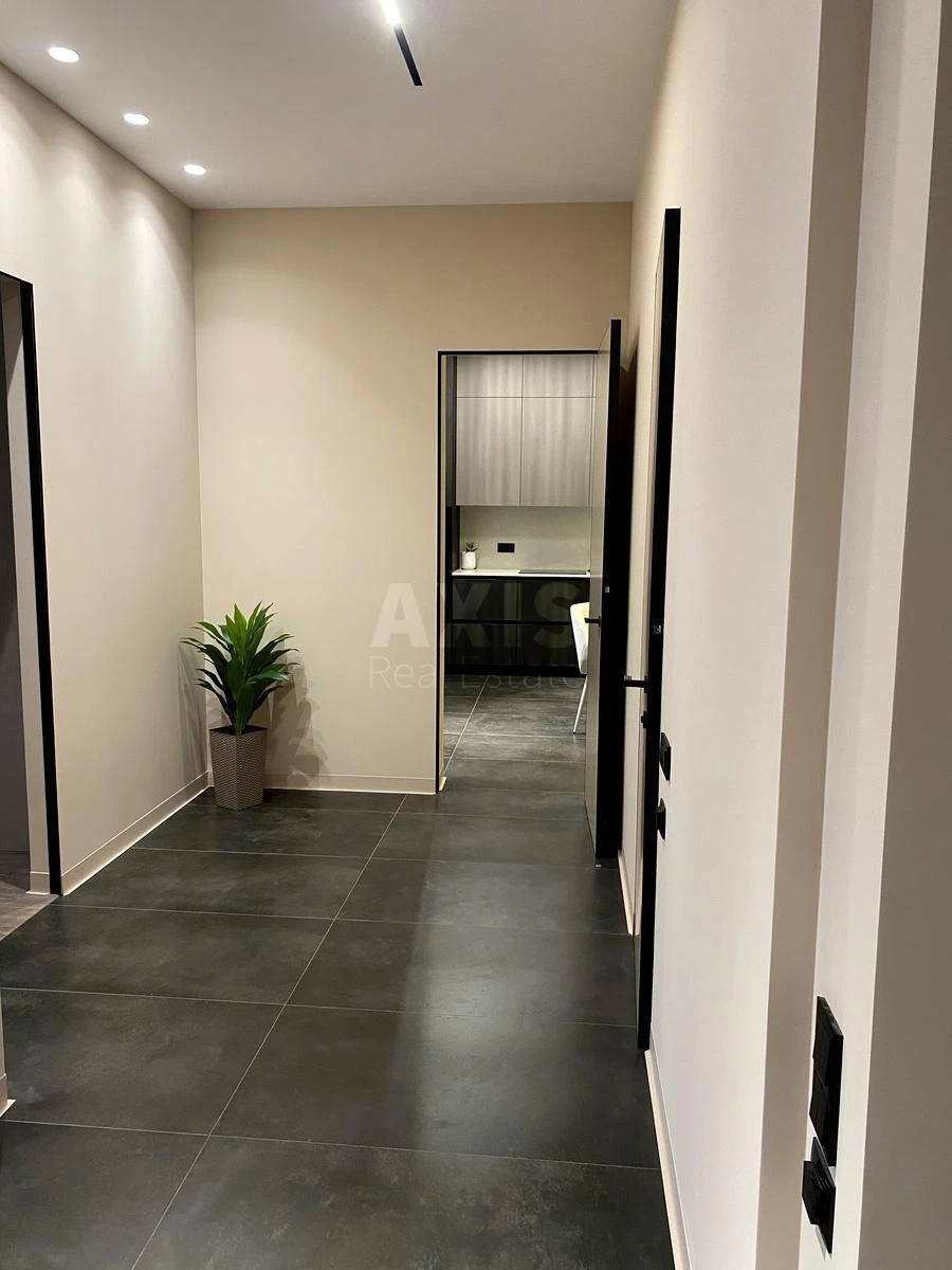 2к квартира ул. Антоновича 1036735912