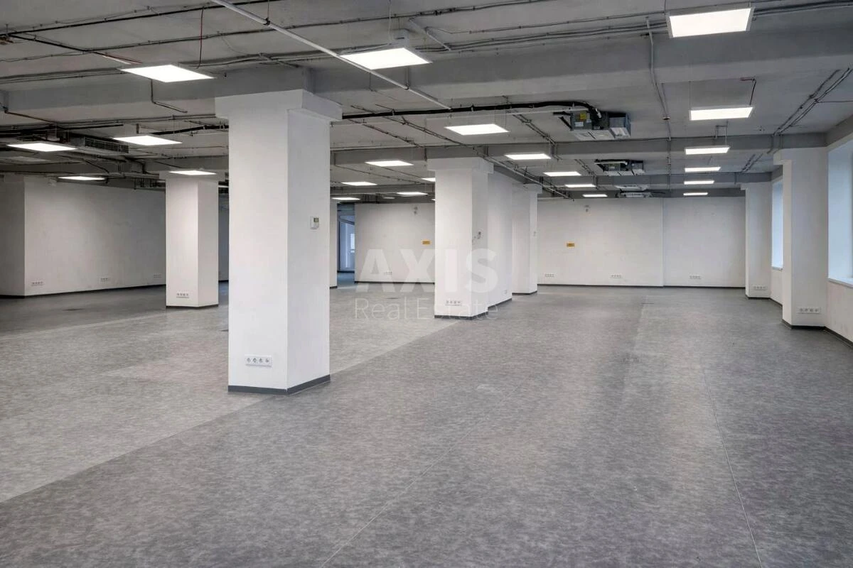 Office vul. Pochajnyns'ka 25/49, 496m2704871