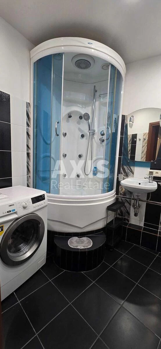 3k apartment vul. Urlivs'ka 195792010