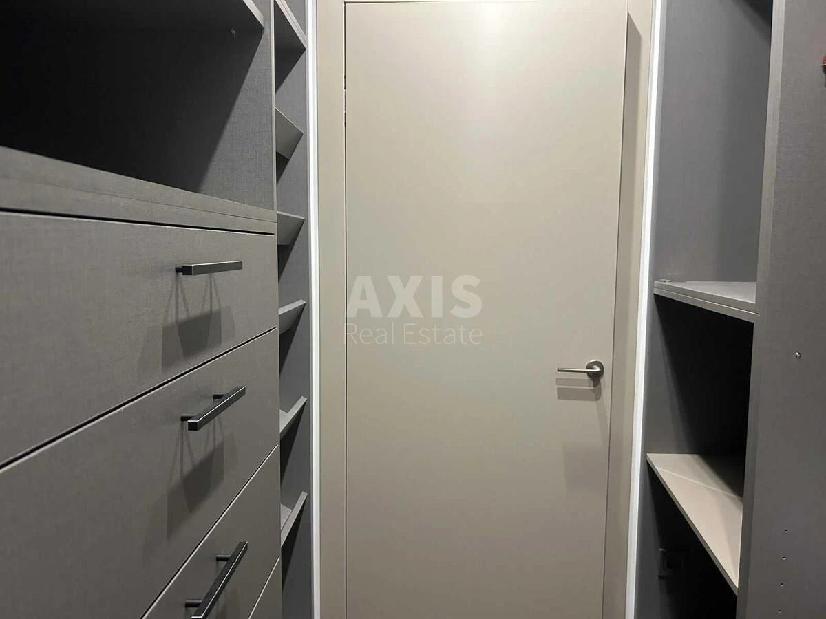 4к квартира ул. Антоновича 747107713