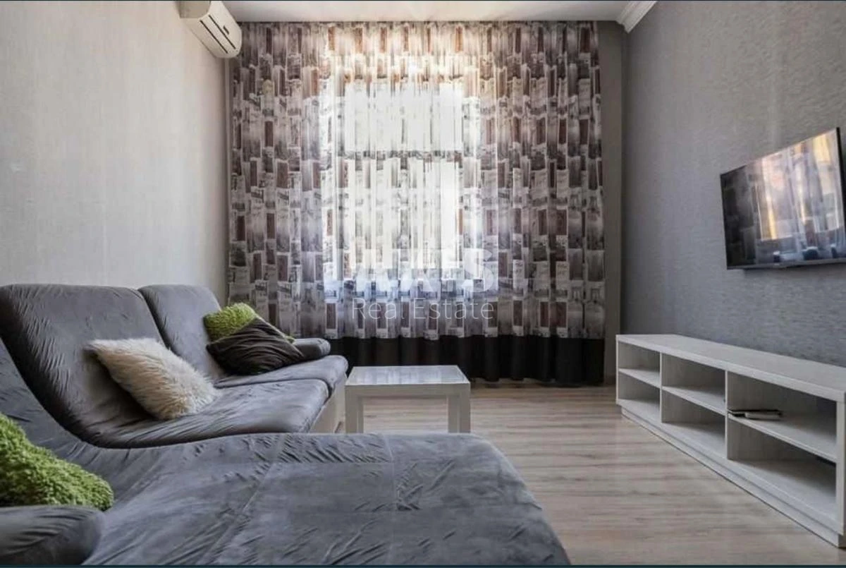 2k apartment vul. Vozdvyzhens'ka 48444201