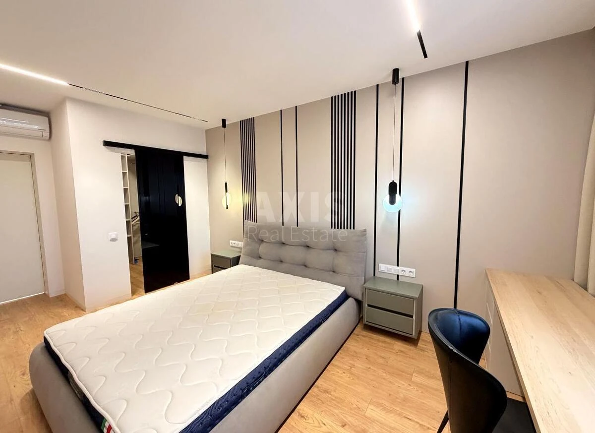 1k apartment vul. L'vivs'ka 15665300