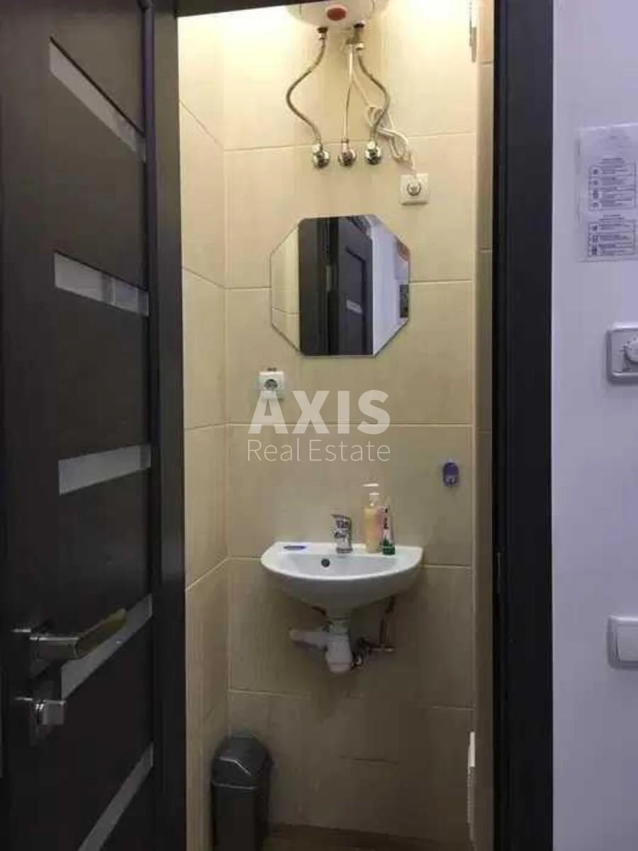 Trade object vul. Lebedjeva Mykoly 4/39, 20m2621656