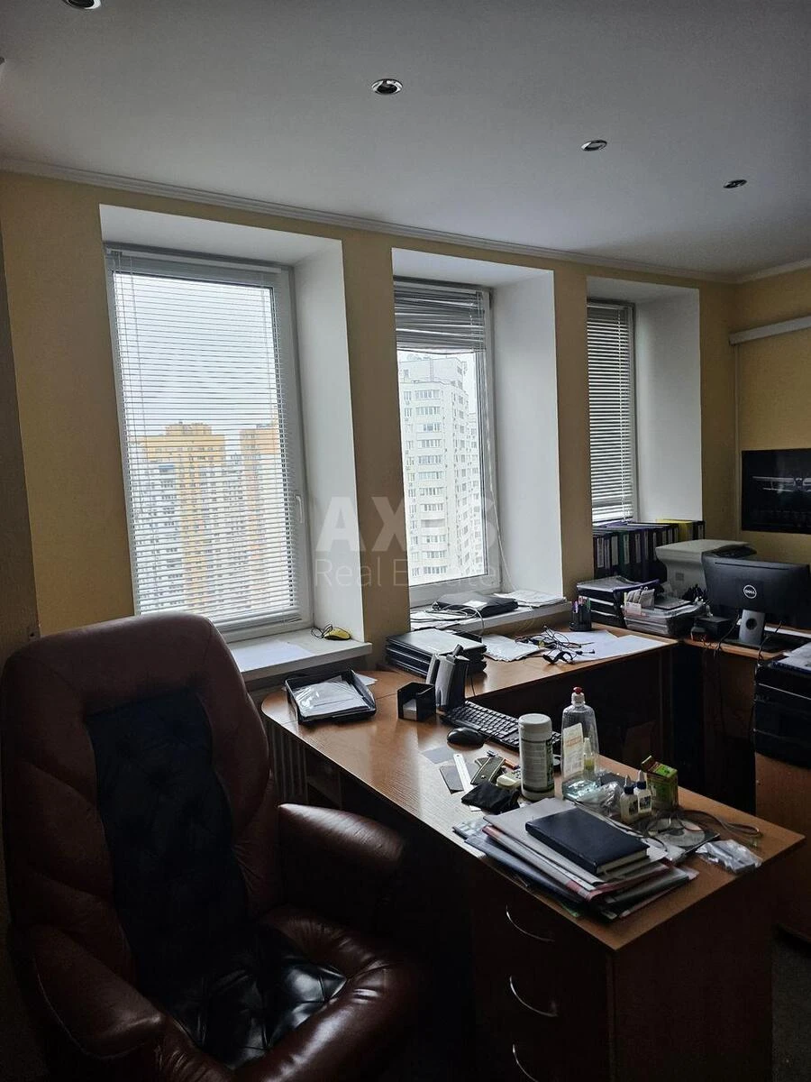 Office vul. Dragomanova 6А, 65m2667944