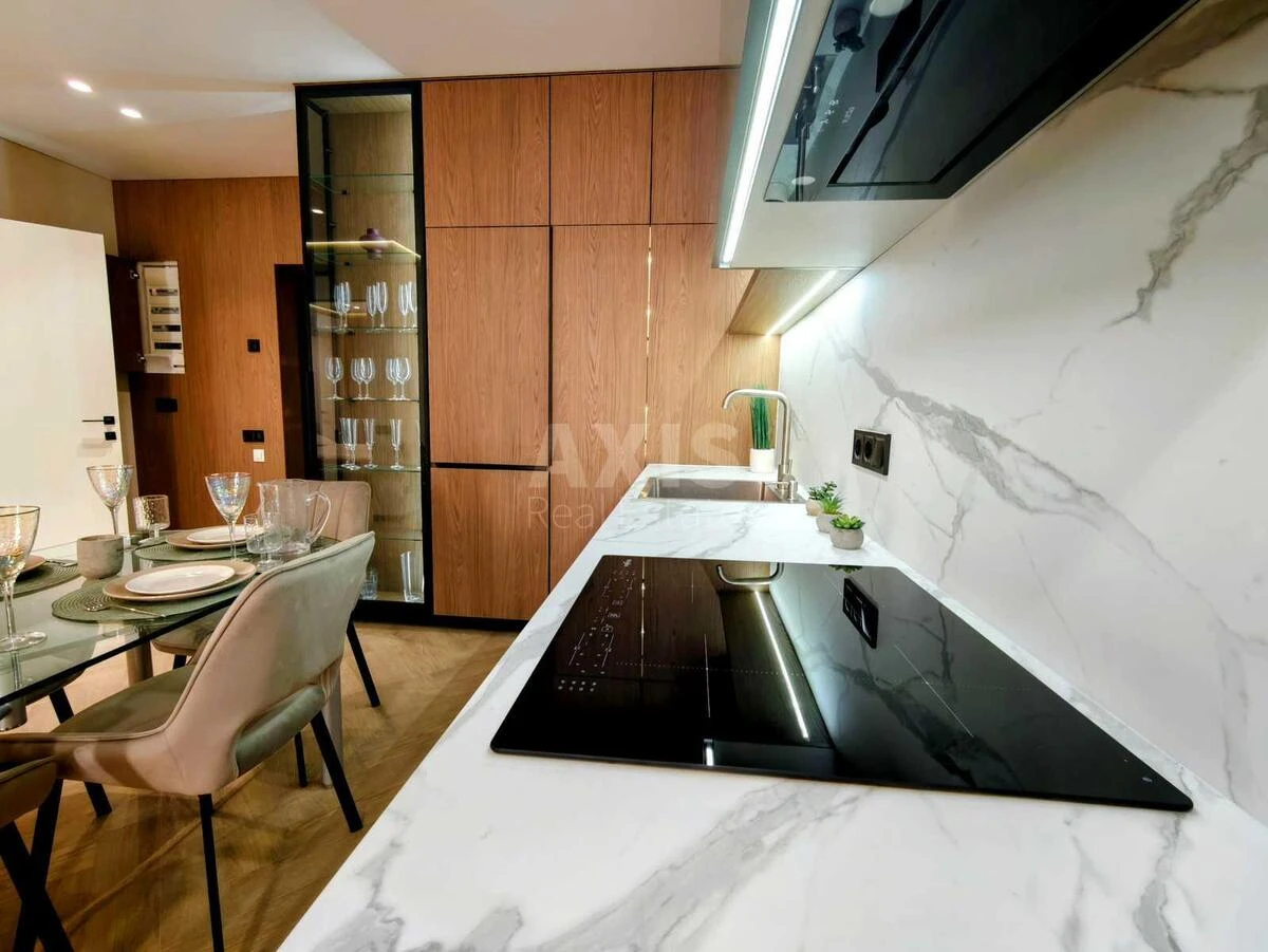 1k apartment vul. Prychal'na 10715045