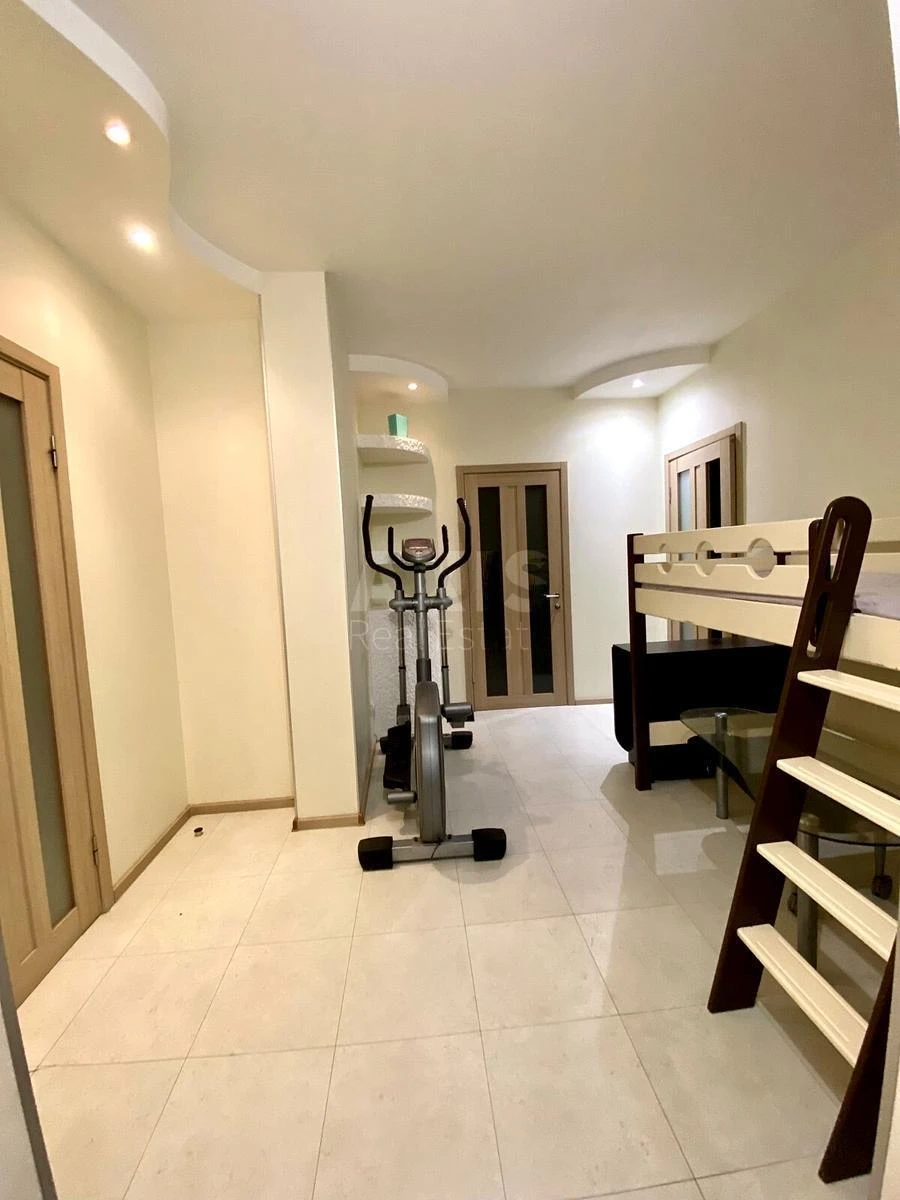 House vul. Patriotiv, 164m2, Kyiv city6331710