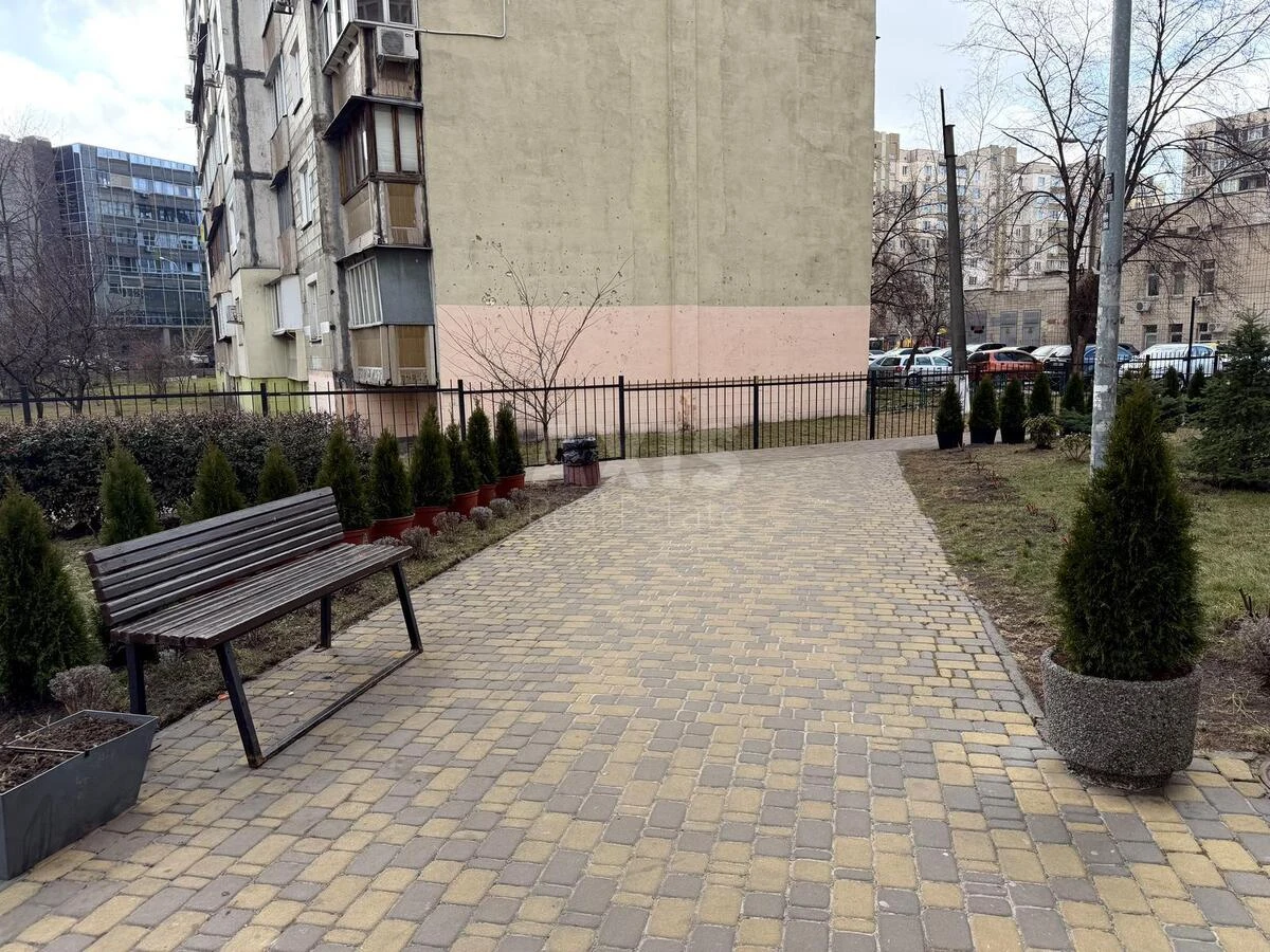 1к квартира ул. Драгоманова 38А688385