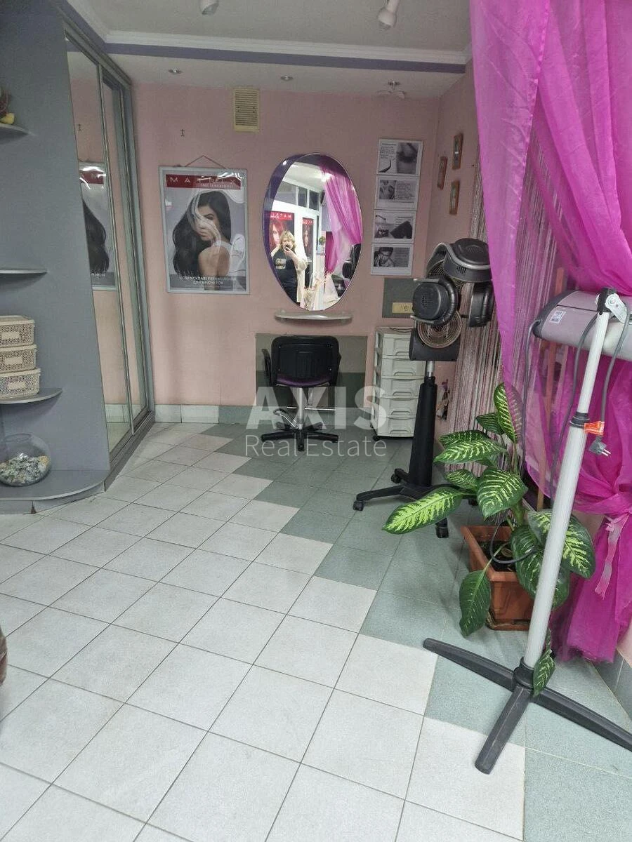 Trade object vul. Novodarnyc'ka 6, 68m2509063