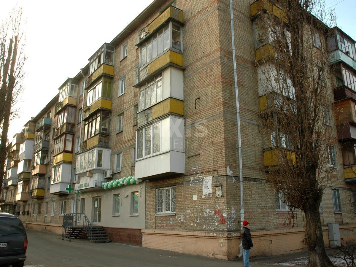 1к квартира пр-т Леонида Каденюка 96894210