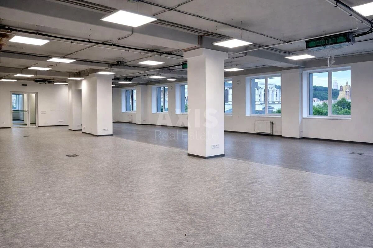 Office vul. Pochajnyns'ka 25/49, 496m2704872