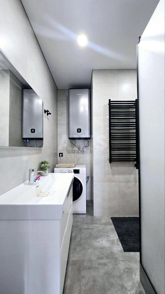 2k apartment vul. Nyzhn'okljuchova 146135410