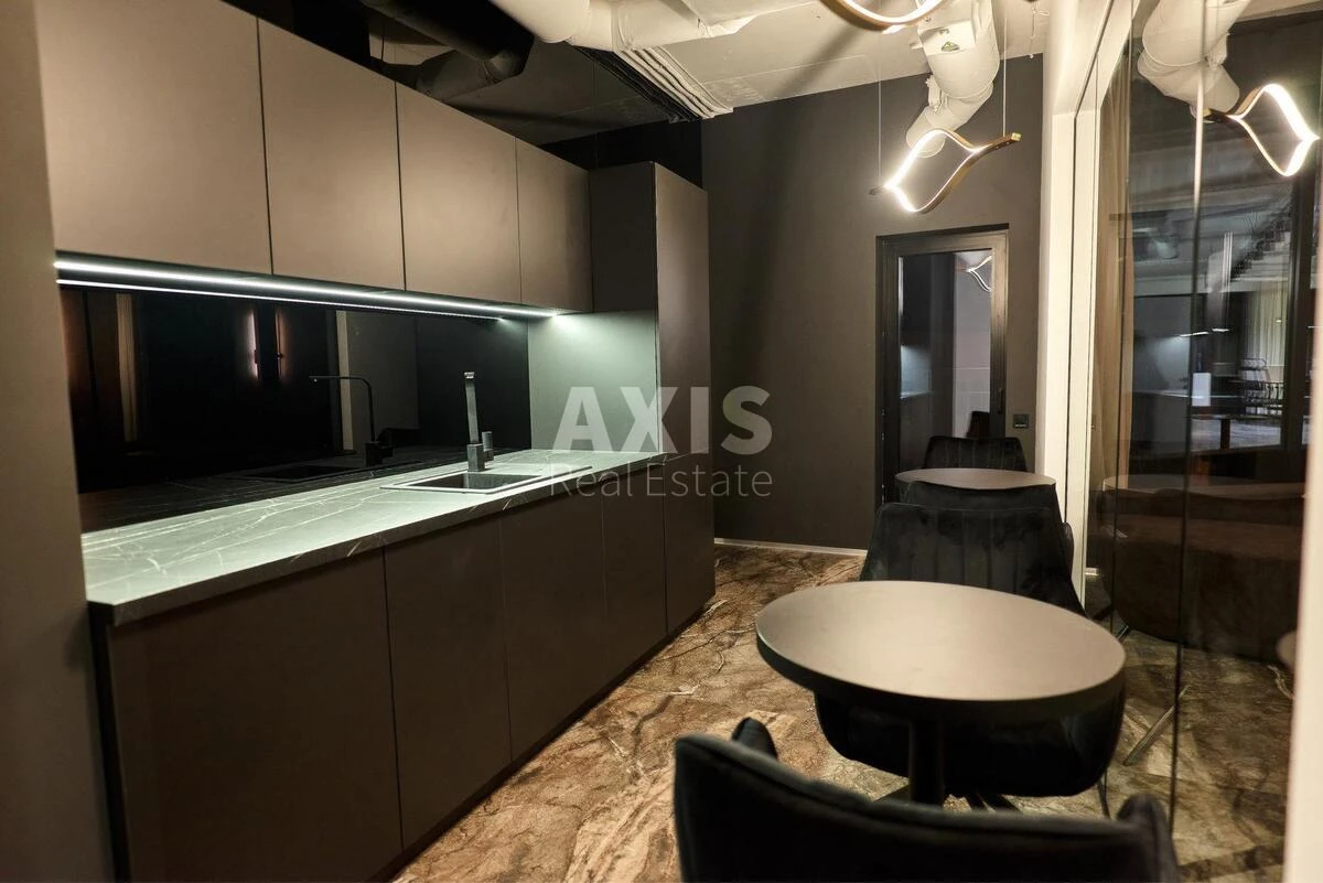 Office vul. Buslivs'ka 12, 150m2641368