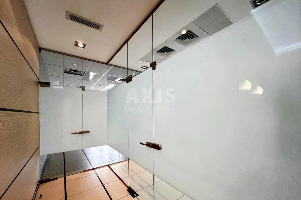 Офис ул. Антоновича 33В, 152м2692395