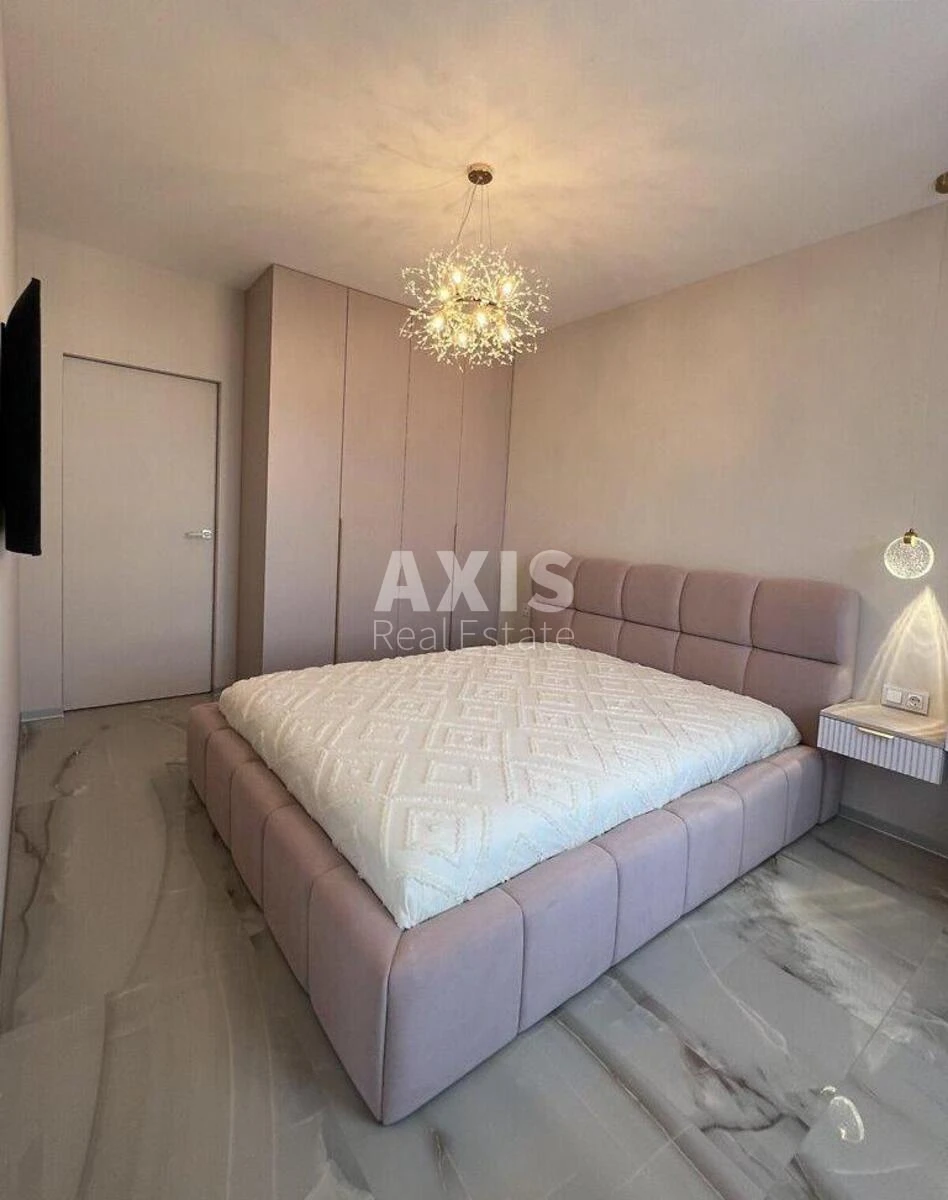 1к квартира ул. Братьев Шеметов 86957411