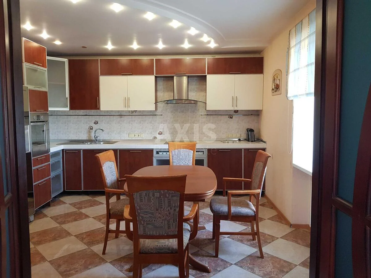 4k apartment pr-t Berestejskij 103