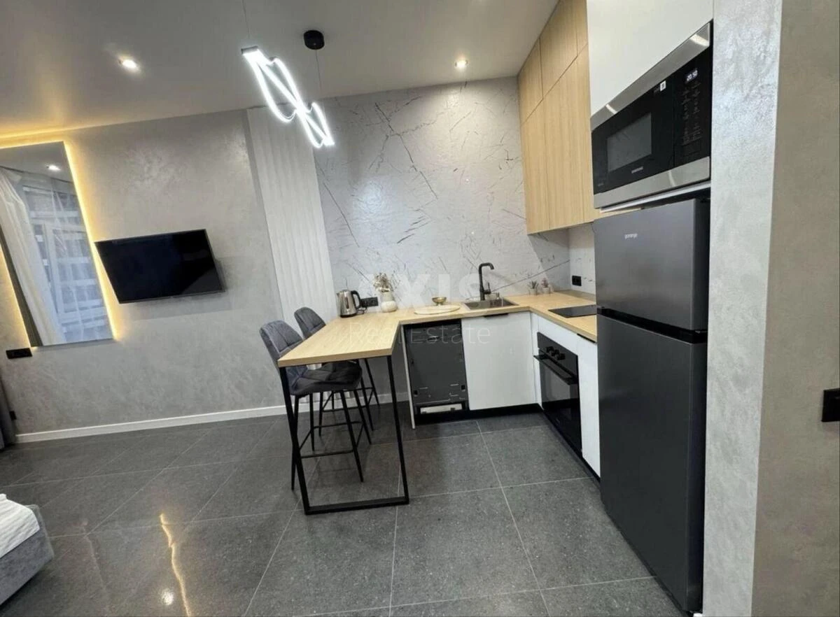1k apartment pr-t Berestejskij 5В69796