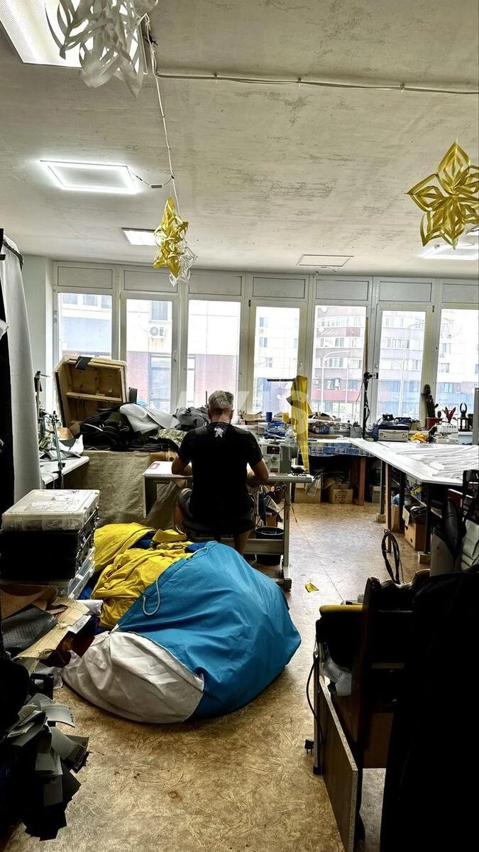 Объект торговли бул. Кольцова 14, 231м2596035