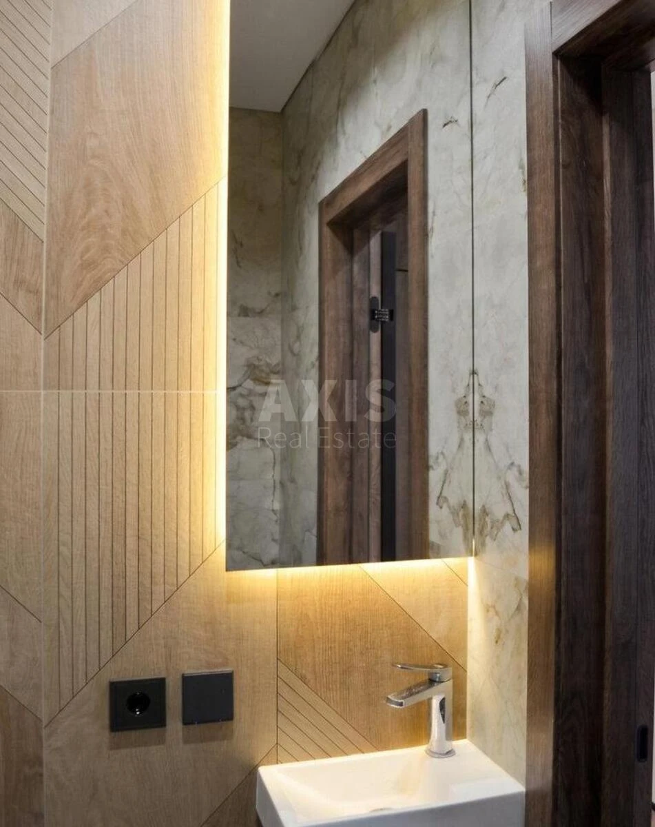 2k apartment vul. Rodyny Kristeriv 26960213