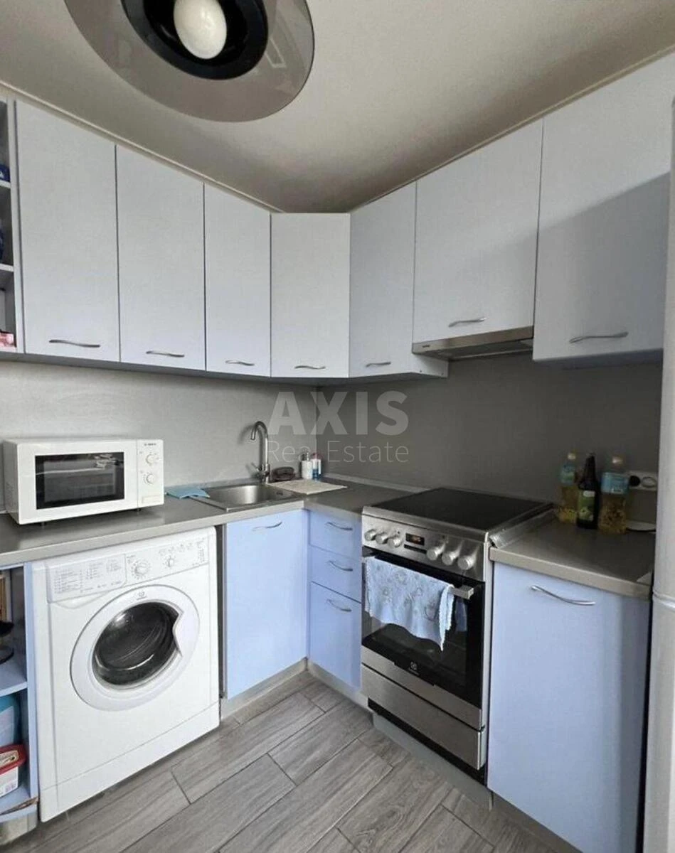 3k apartment vul. Golosii'vs'ka 664822