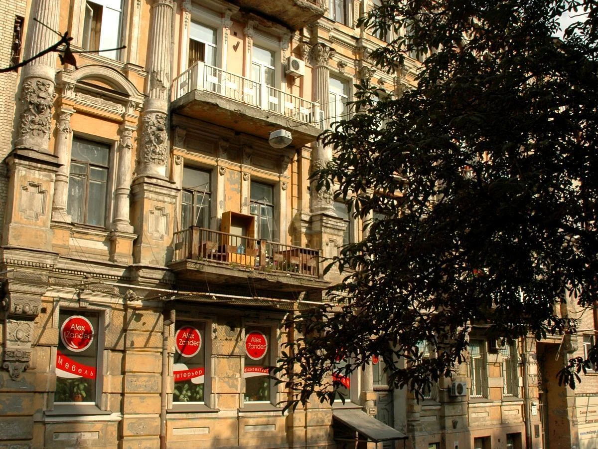 3k apartment vul. Antonovycha 237024513