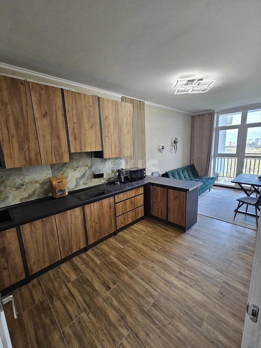 2k apartment pr-t Glushkova Akademika 4269930
