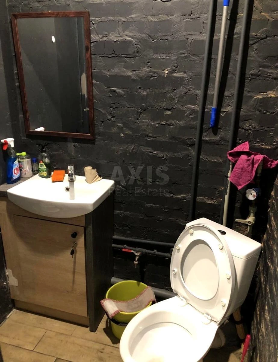 Trade object vul. Kondratjuka Jurija 3, 42m2629604