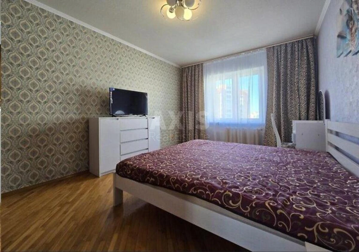 3k apartment vul. Vyshnjakivs'ka 7А670602