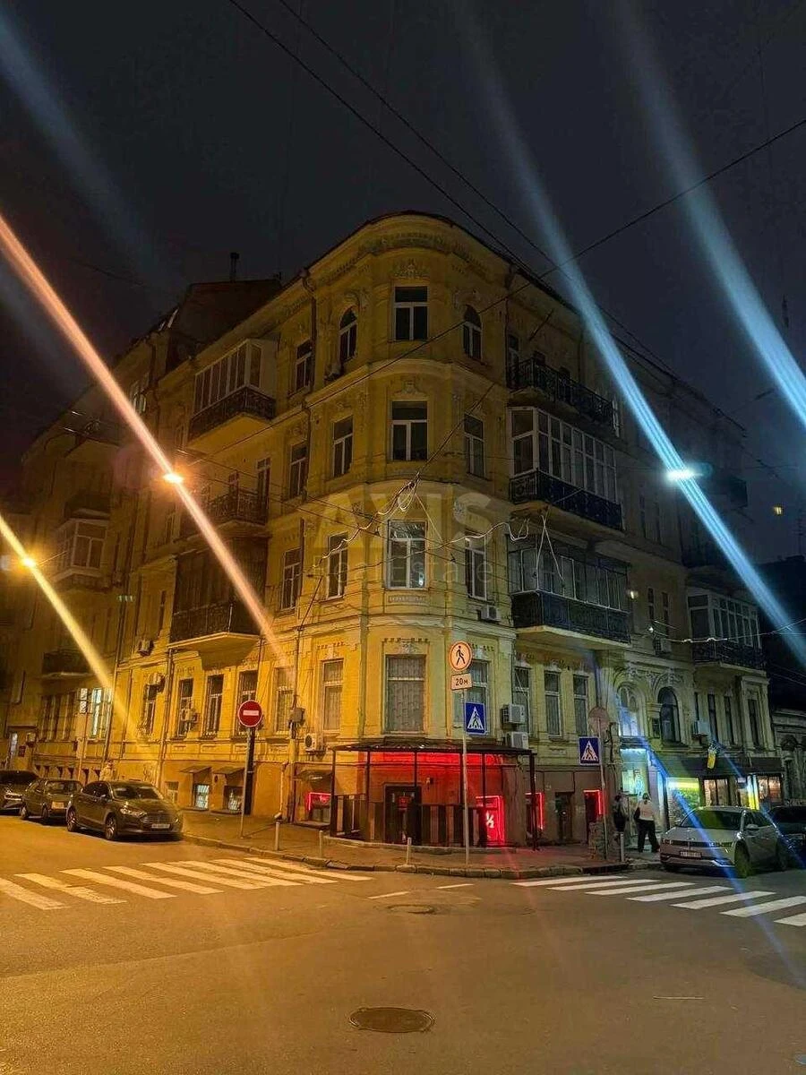 2к квартира ул. Малая Житомирская 16/37018018