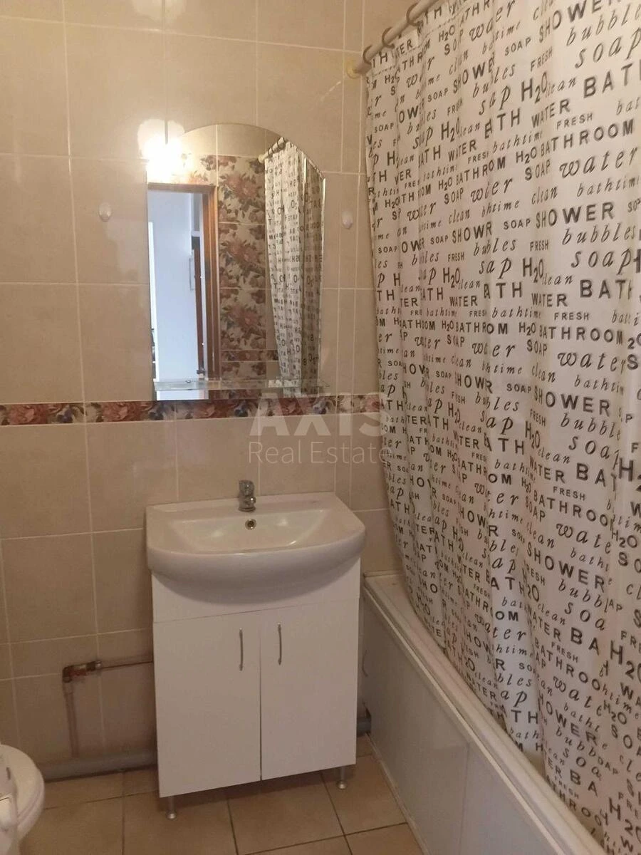 1k apartment vul. Krushel'nyc'koi' Solomii' 137137711