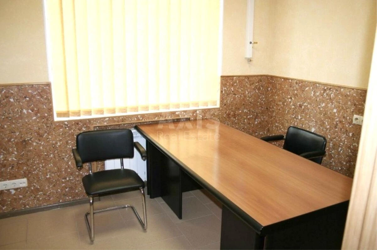 Офис бул. Николая Михновского 26/1, 70м2621741