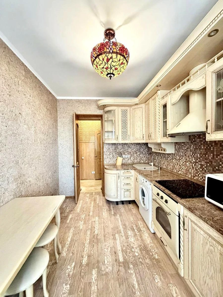 3к квартира ул. Старонаводницкая 4666370